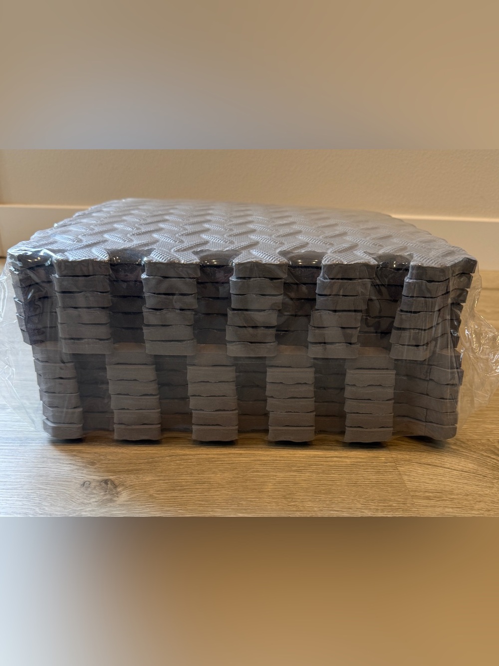 Gray Interlocking Cushioned Foam Floor Tiles Padding Comfort Playroom Relaxing - Picture 3 of 12